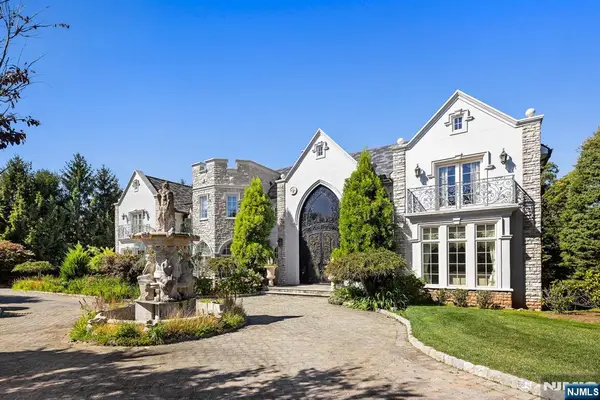 117 Truman Drive, Cresskill, NJ 07626