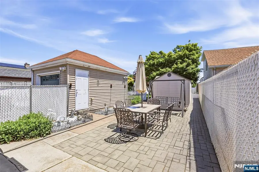 332 Riverside, Lyndhurst, NJ 07071 - #2