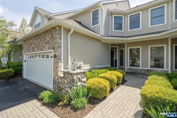 20 Pine Valley Road 148, Livingston, NJ 07039