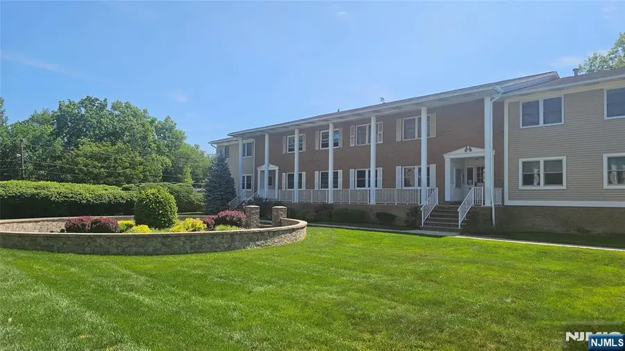 105 Newark Pompton 13, Pequannock, NJ 07440 - #2