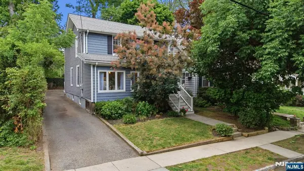 14 Gray Street, Montclair, NJ 07042