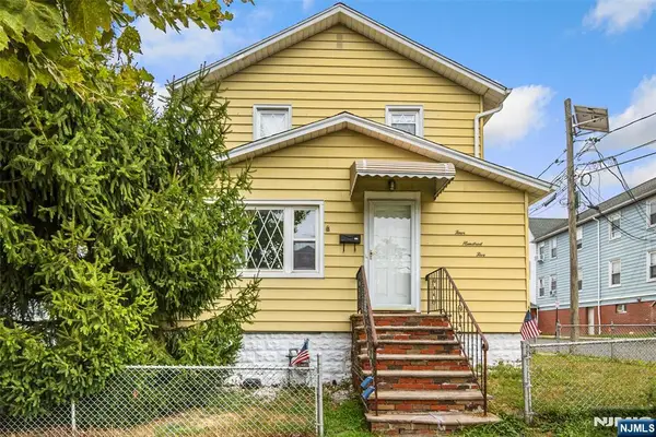 405 Kingsland Avenue, Lyndhurst, NJ 07071
