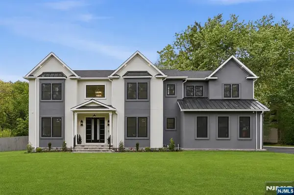 1 Clive Hills Road, Millburn, NJ 07078