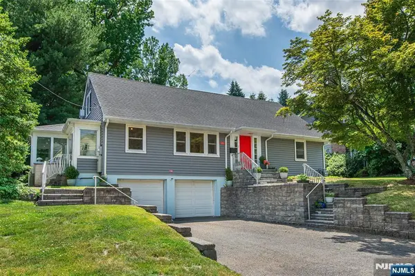 132 Haddon Place, Montclair, NJ 07043