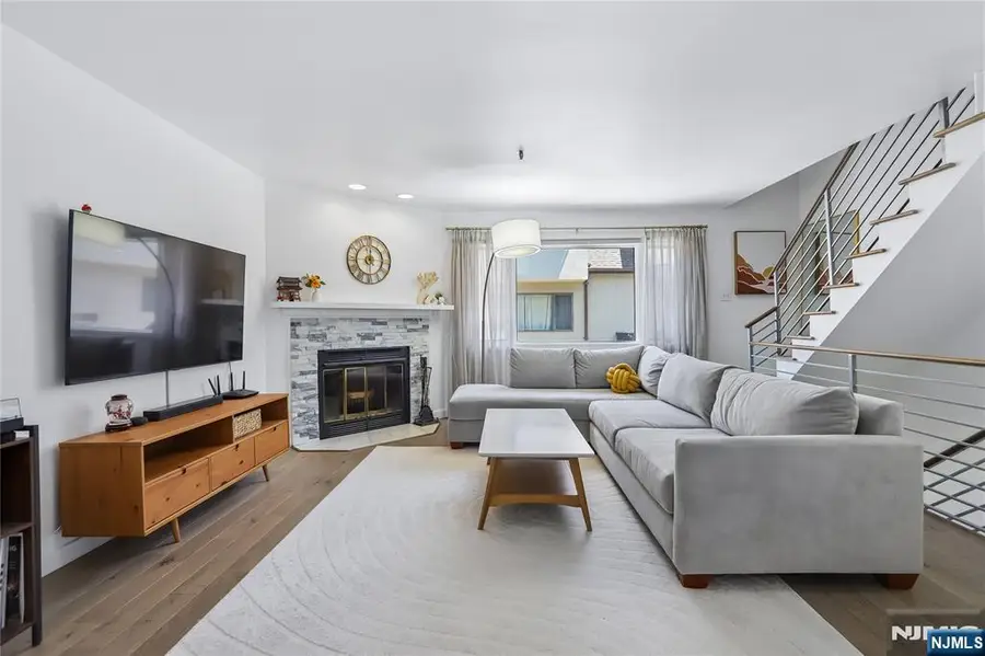 1315 15th Street, Fort Lee, NJ 07024 - #3