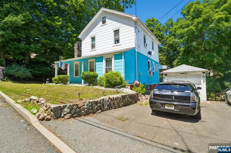 20 Nassau, North Haledon, NJ 07508 - #3