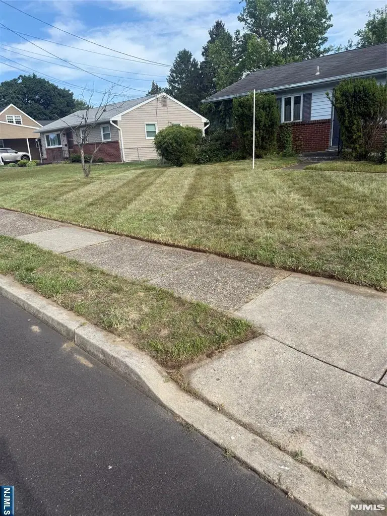 8 Boswell Road, Evesham, NJ 08053 - #1