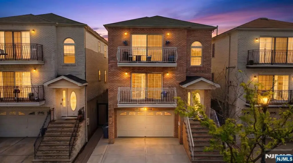 16 High Street, Elizabeth, NJ 07202 - #1