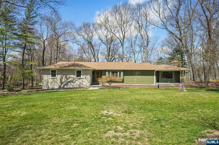 217 Osage Lane, Franklin Lakes, NJ 07417 - #2