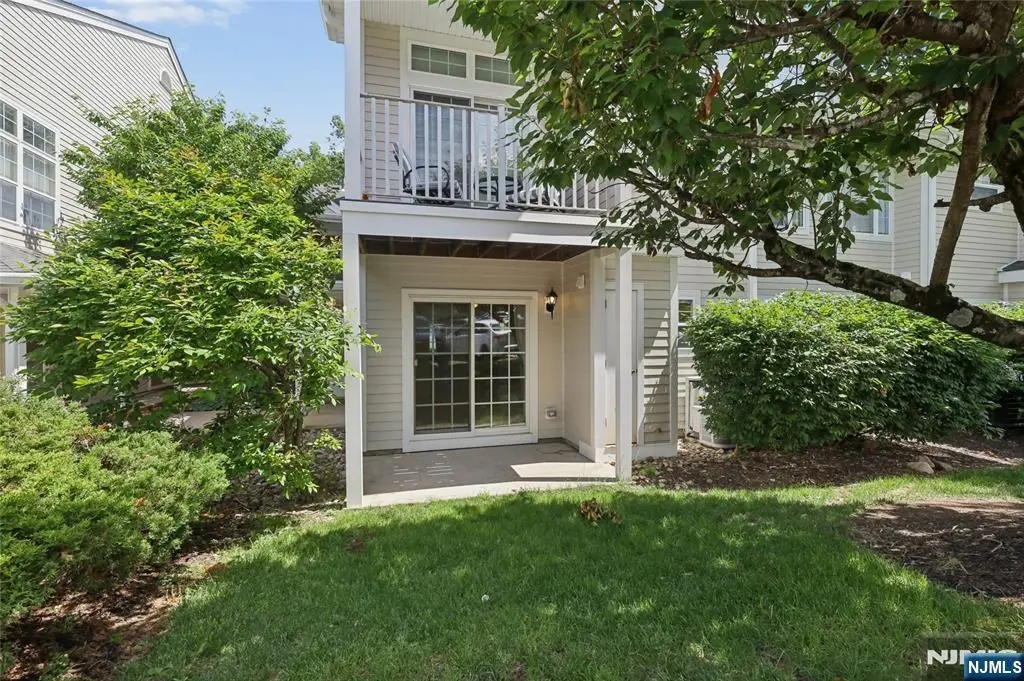 1116 Hyde Park Court, Mahwah, NJ 07430 - #1