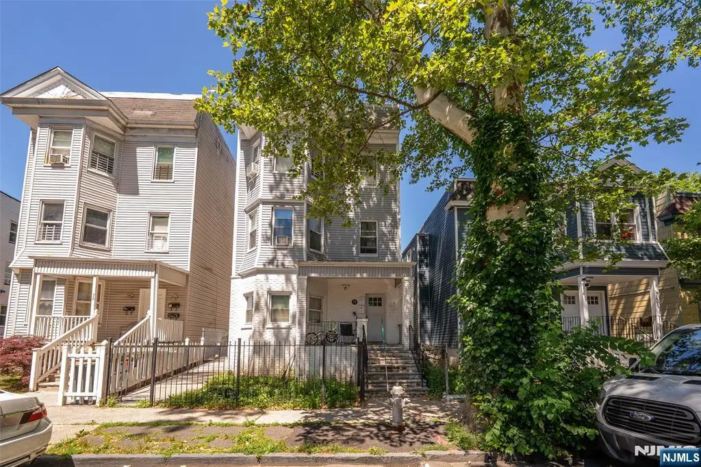 77 16th Street, East Orange, NJ 07018 - #1