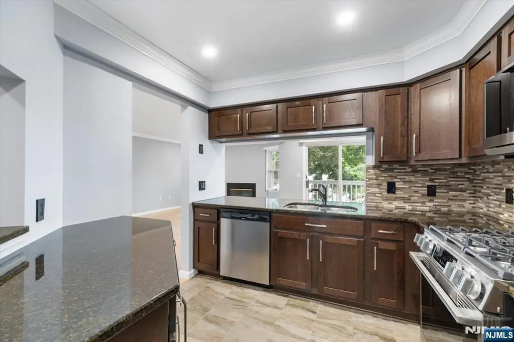 37 Amethyst Lane 251, Paterson, NJ 07501 - #1