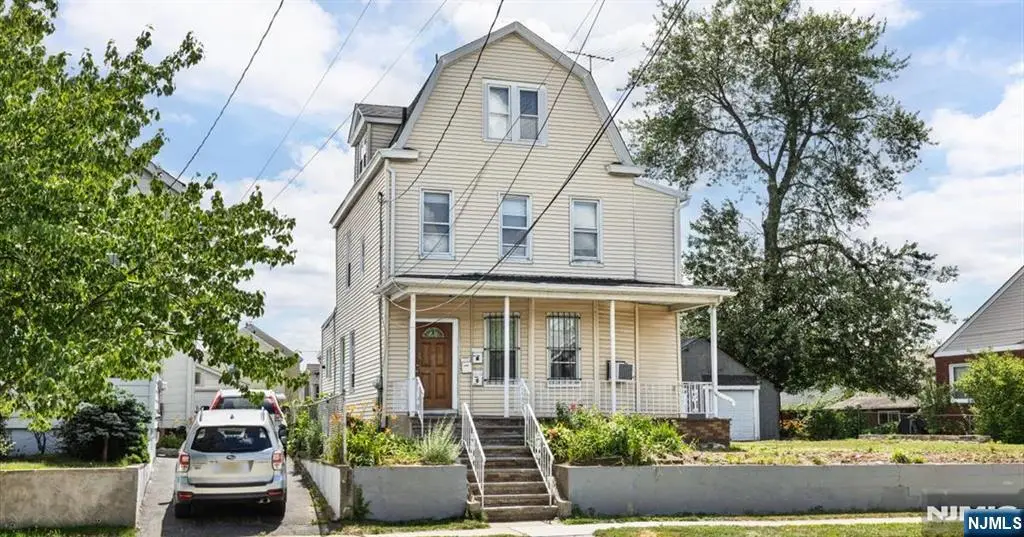 162 Forest Avenue, Lyndhurst, NJ 07071 - #1
