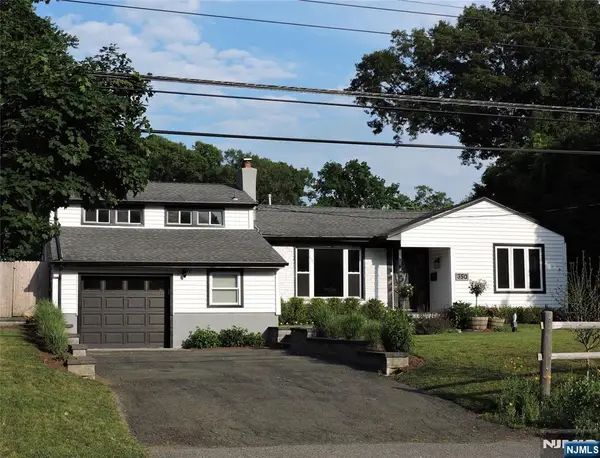 350 Monroe Avenue, Wyckoff, NJ 07481