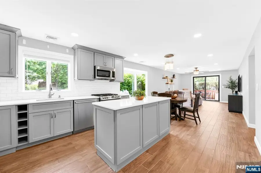 136 Changebridge Road J7, Montville, NJ 07045 - #2