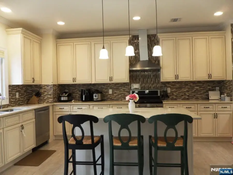 1006 Morningside Lane, Fort Lee, NJ 07024 - #3