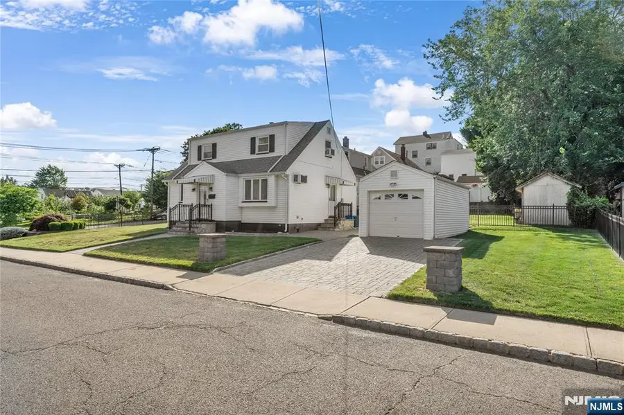1 Austin Street, Belleville, NJ 07109 - #3