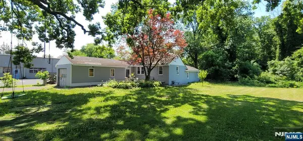 347 Somerset Street, Long Hill, NJ 07980