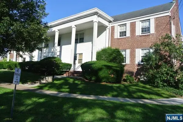 4B Elmwood Court 4B, Elmwood Park, NJ 07407
