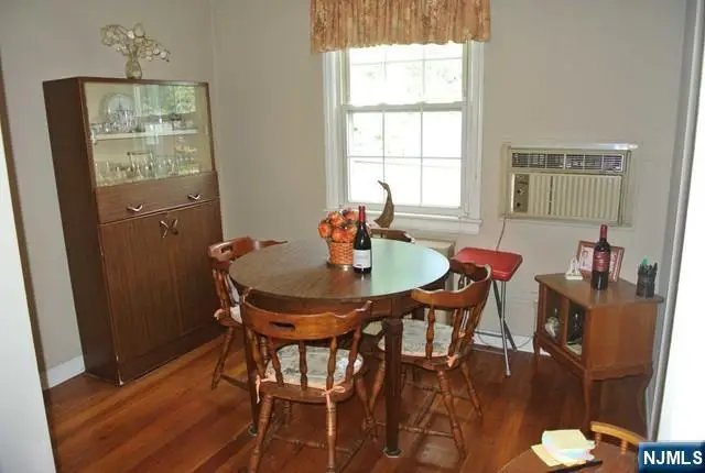 4B Elmwood Court 4B, Elmwood Park, NJ 07407 - #3