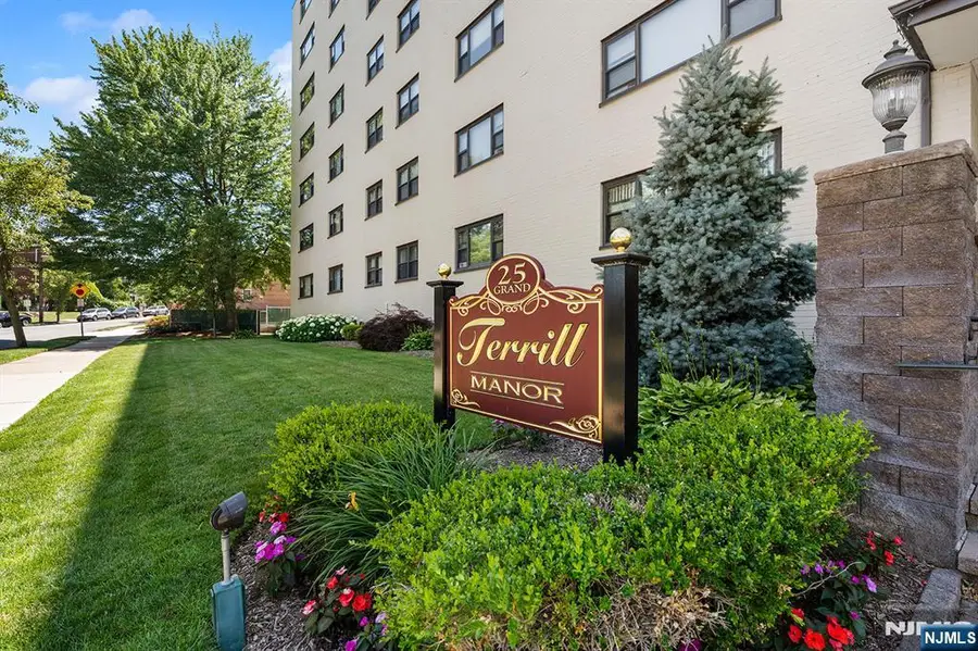 25 Grand Avenue 5D, Hackensack, NJ 07601 - #3