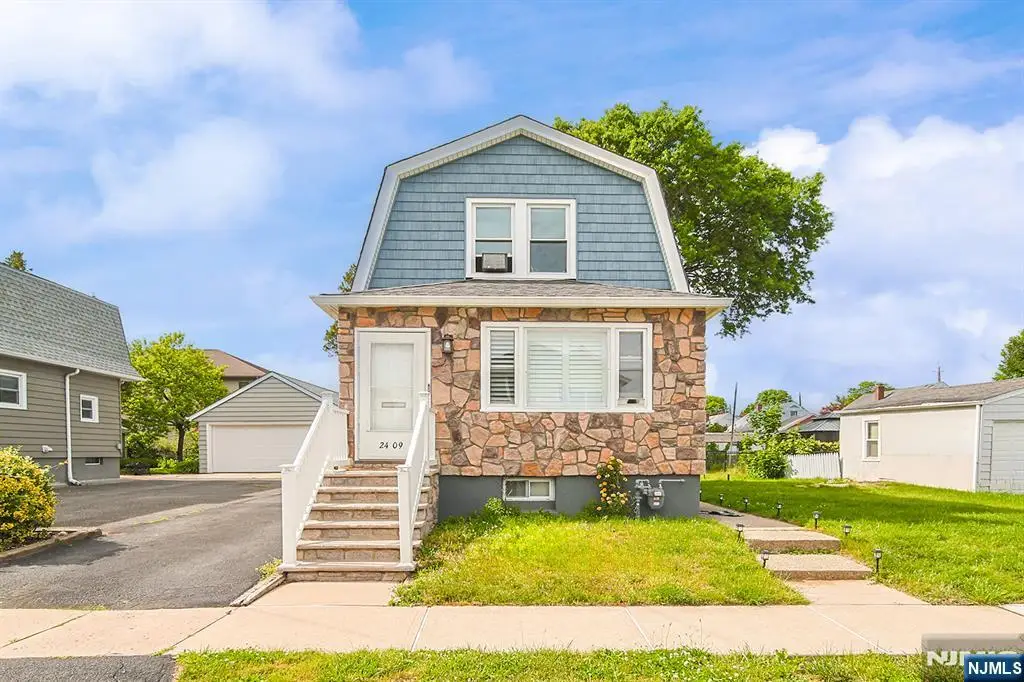 24-09 Raphael Street, Fair Lawn, NJ 07410 - #1
