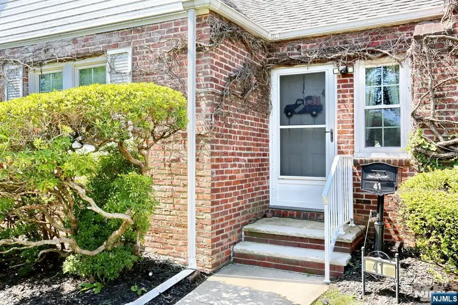 41 Martin Avenue, Clifton, NJ 07012 - #2
