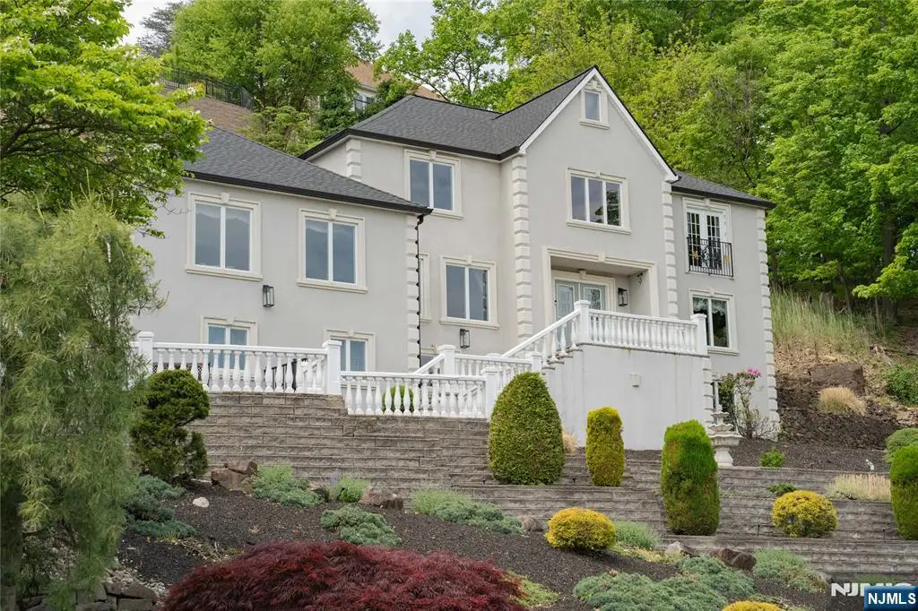 207 Eileen Drive, Cedar Grove, NJ 07009 - #1