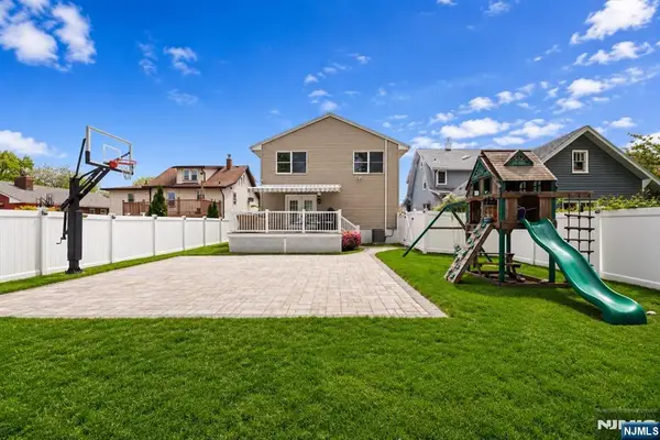 12 Chamberlain Avenue, Little Ferry, NJ 07643