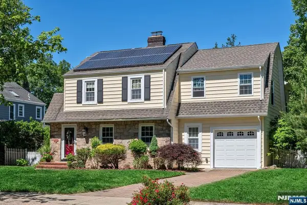 448 Fairfield Avenue, Ridgewood, NJ 07450