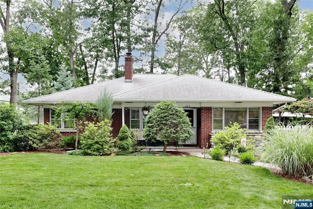 466 Mountain Avenue, Township Of Washington, NJ 07676 - #1