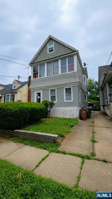 25 W 15th Street, Linden, NJ 07036