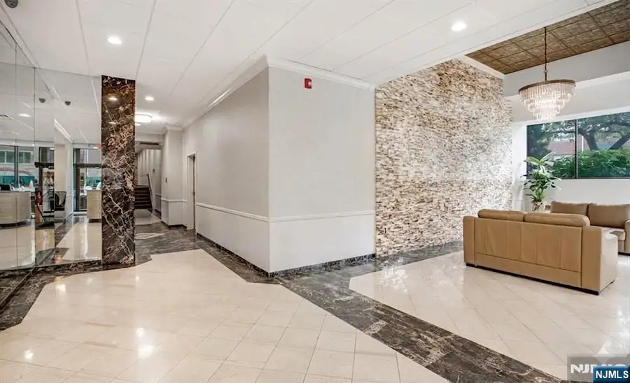 1600 Center Avenue 12C, Fort Lee, NJ 07024 - #3