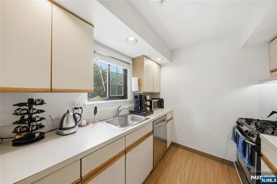 609 Mark Twain Way, Mahwah, NJ 07430 - #3