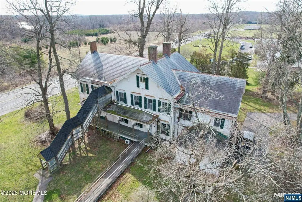 184-186 Highway 34, Holmdel, NJ 07733 - #1