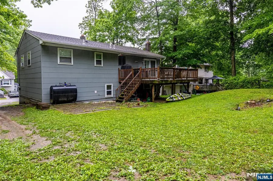 67 Cedar Tree Drive, Vernon, NJ 07422 - #3
