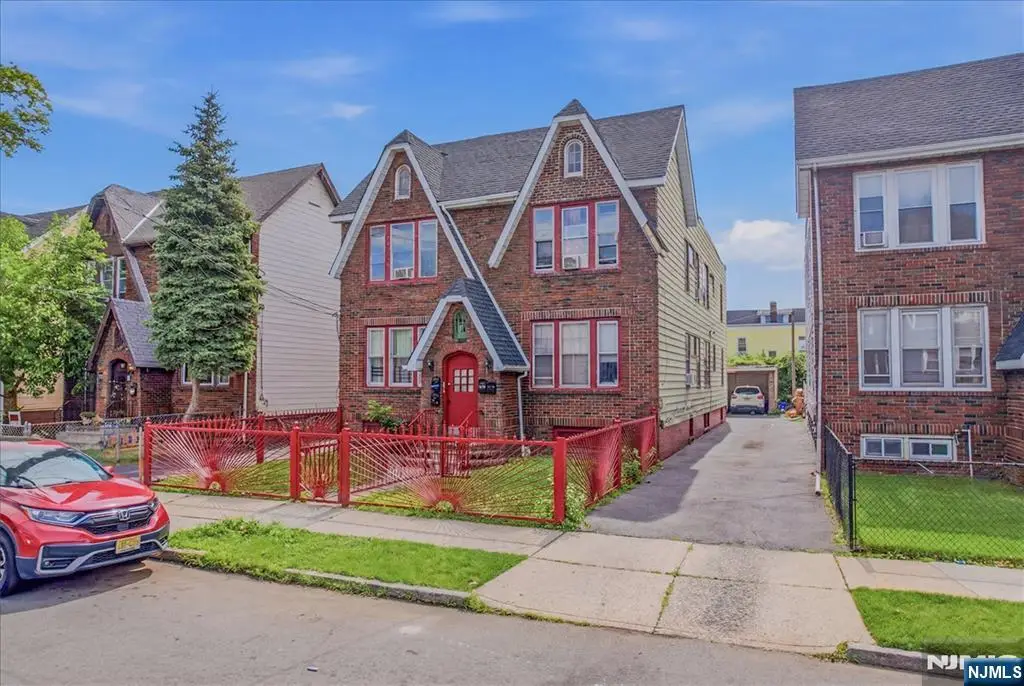 202 Eastern Parkway, Newark, NJ 07106 - #1