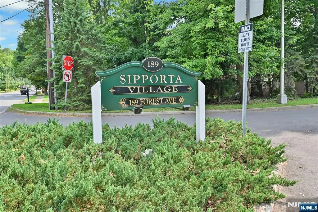189 Forest Avenue 219, Paramus, NJ 07652 - #1
