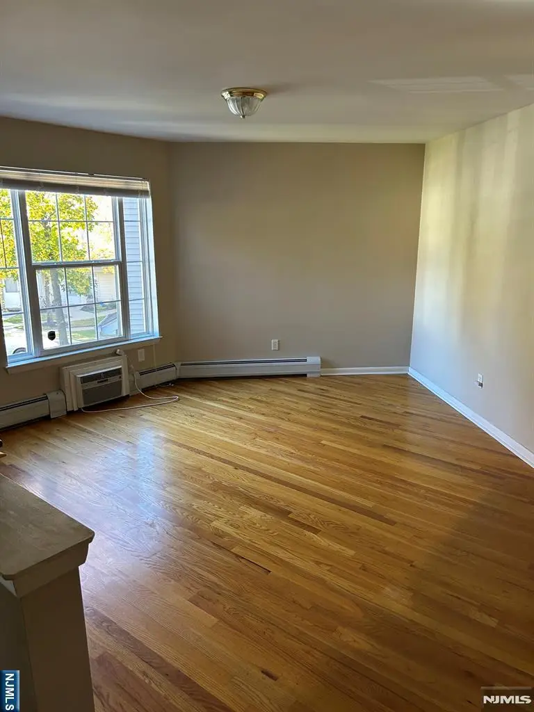 16 Perrin, Saddle River, NJ 07458 - #3