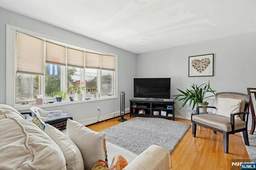723 2nd Avenue, Lyndhurst, NJ 07071 - #2