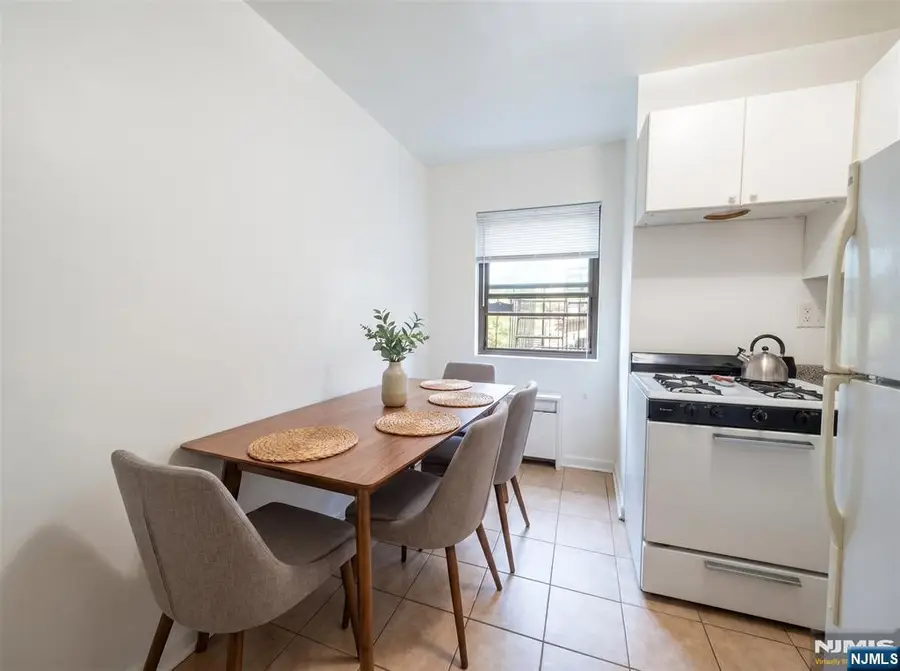 3050 Edwin Avenue 3F, Fort Lee, NJ 07024 - #3