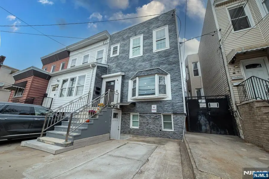 136 North Street, Jersey City, NJ 07307 - #2
