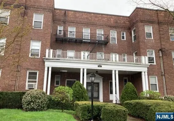 985 Teaneck Road 3K, Teaneck, NJ 07666 - #1