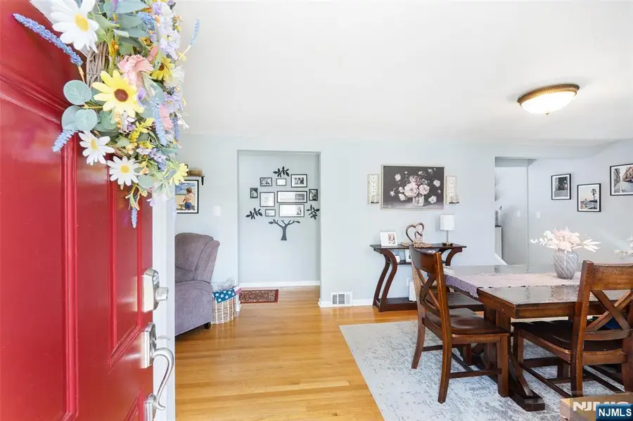 19 Glenview Drive, West Orange, NJ 07052 - #2