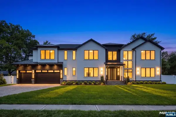 155 Truman Terrace, Paramus, NJ 07652