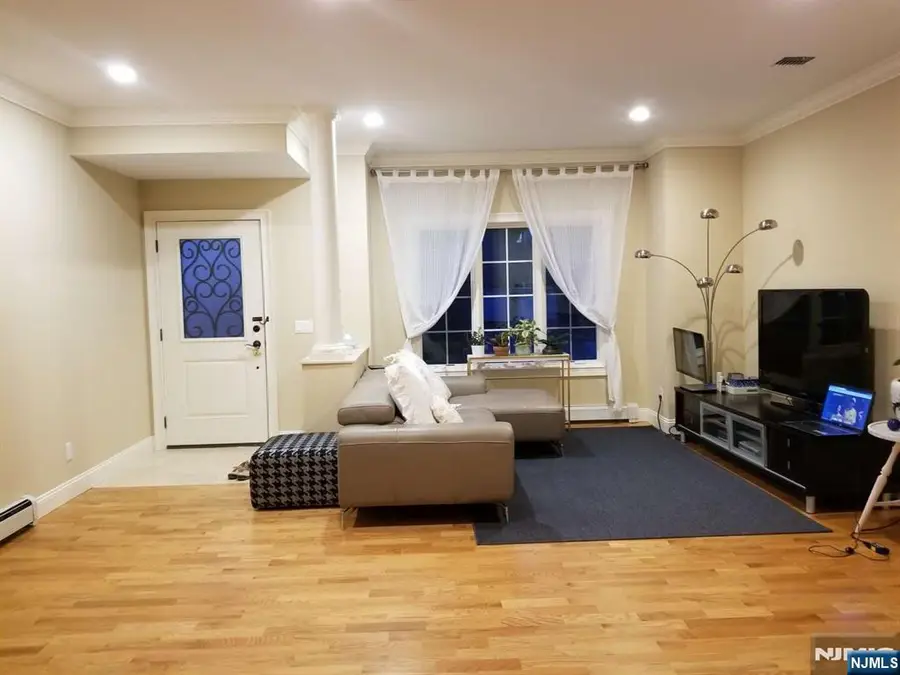 304 E Palisades Boulevard, Palisades Park, NJ 07650 - #3