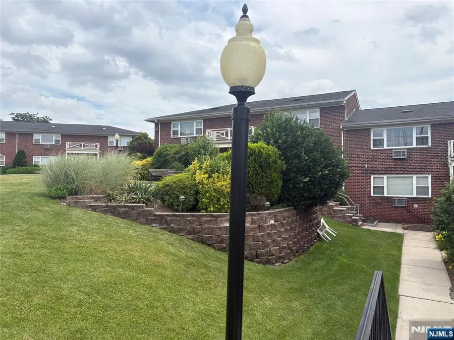 100 Bergen Boulevard 26, Fairview, NJ 07022 - #2