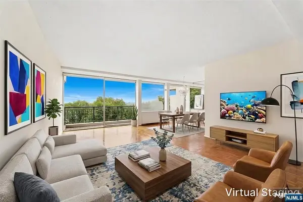 4 Horizon Road # G18, Fort Lee, NJ 07024