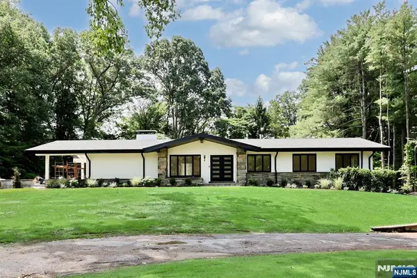 51 Mill Road Extension, Woodcliff Lake, NJ 07677