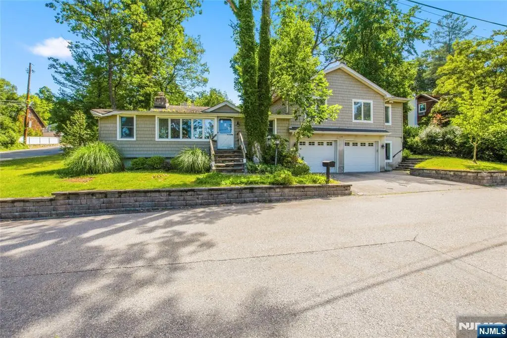 139 Mohawk Trail, Wayne, NJ 07470 - #1